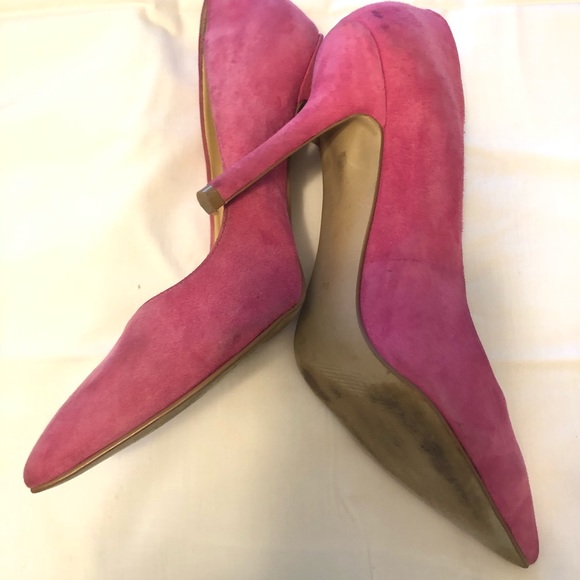 Guess Shoes - Picture 3 of 3